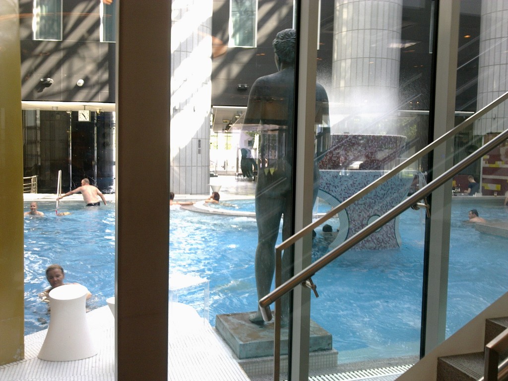 Tallink Spa & Conference –hotellin kylpylän vesitemppelit.